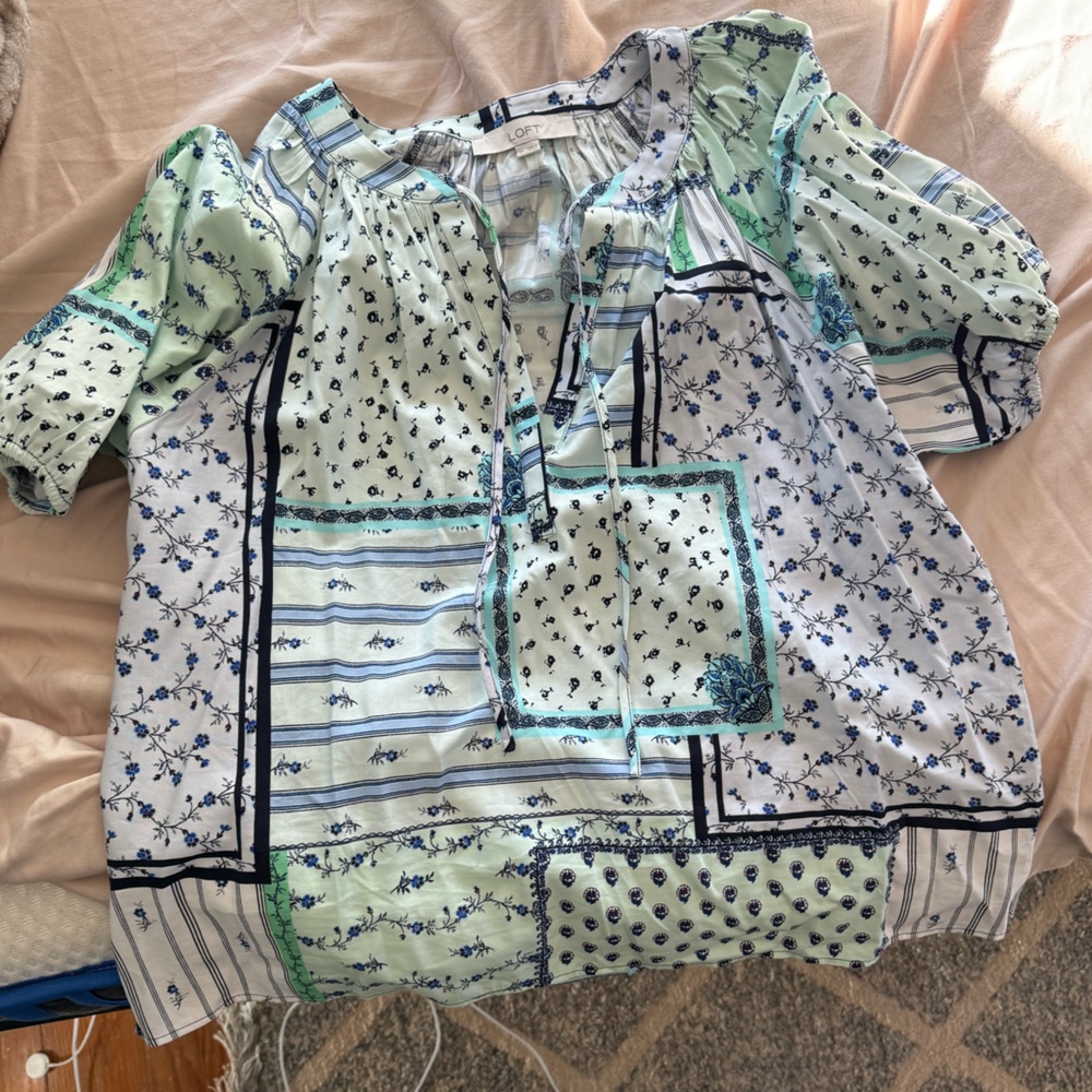 Never worn loft cotton shirt